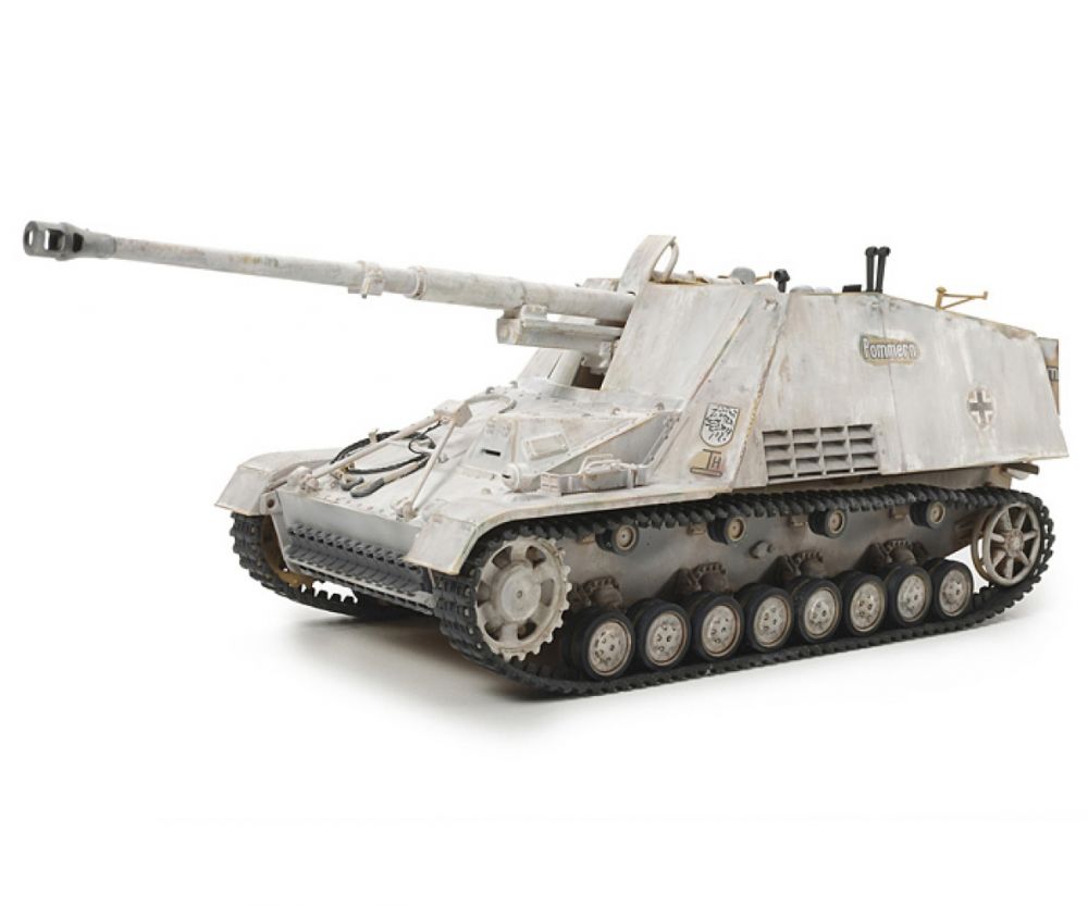 TAMIYA 1:35 WWII Dt. Panzerjäger Nashorn (4)