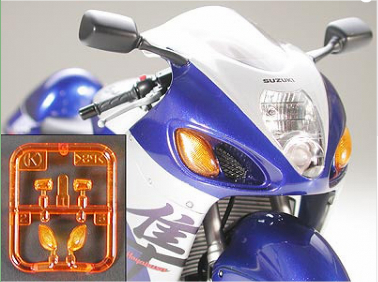 TAMIYA 1:12 Suzuki GSX1300R Hayabusa Street ´98
