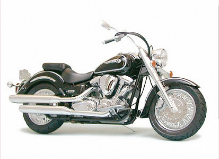 TAMIYA 1:12 Yamaha XV1600 Road Star 1999