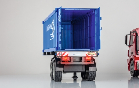CARSON 1:20 MB Arocs m.Container 2.4G 100% RTR