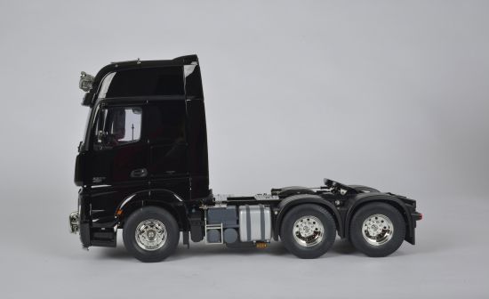 TAMIYA 1:14 Mercedes-Benz Actros 3363 6x4 GigaSpace
