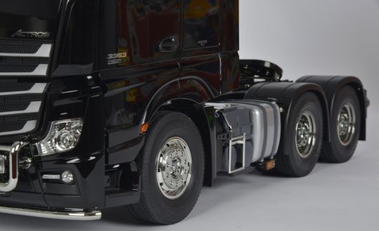 TAMIYA 1:14 Mercedes-Benz Actros 3363 6x4 GigaSpace