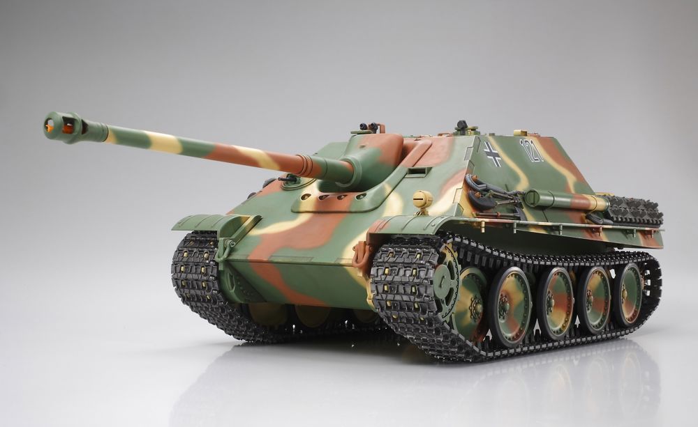 Tamiya 1:16 RC Panzer Jagdpanther Full Option