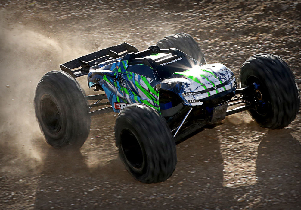 TRAXXAS E-Revo Brushless RTR 2.4GHz ohne Lader, ohne Akkus, Version 2018