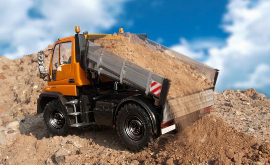 Carson 1:12 Unimog U300 m. Anhänger 100% RTR