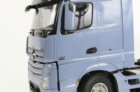TAMIYA 1:14 RC Mercedes B. Actros1851 GigaSpace